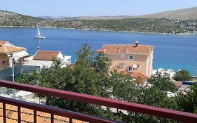Apartments Sparada Mladen